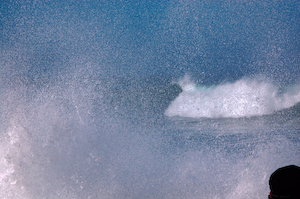 Mind the set waves, while you're watching the lineup at Waimea, ok?